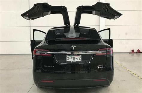 Z­ı­r­h­l­ı­ ­T­e­s­l­a­ ­M­o­d­e­l­ ­X­ ­g­e­l­i­ş­t­i­r­i­l­d­i­